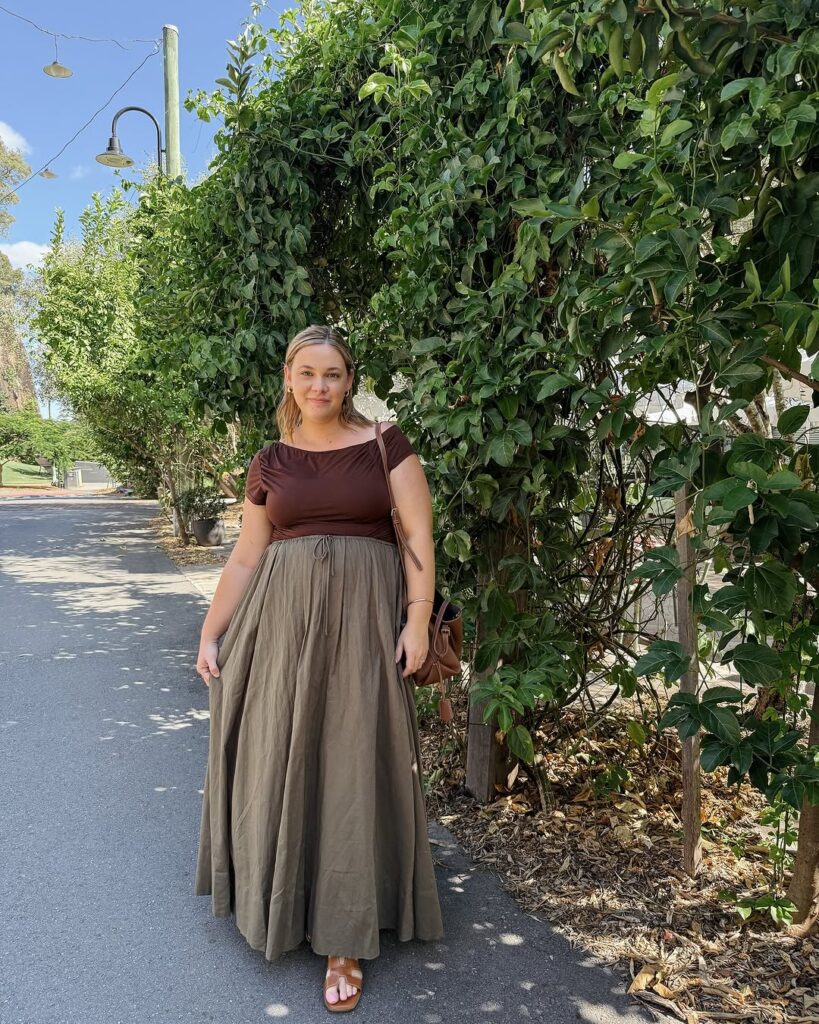 Outfit Ideas for Women in Their 30s -2