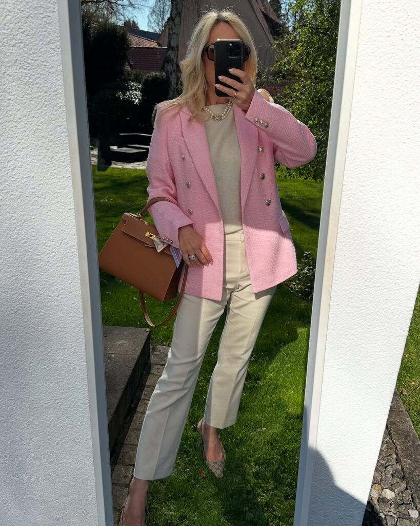 Outfit Ideas for women in their 30s -10